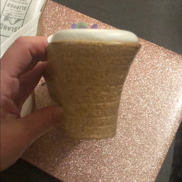 NWT Island Slipper P Leilani white wedge 2.5” SZ 7 - Picture 5 of 6